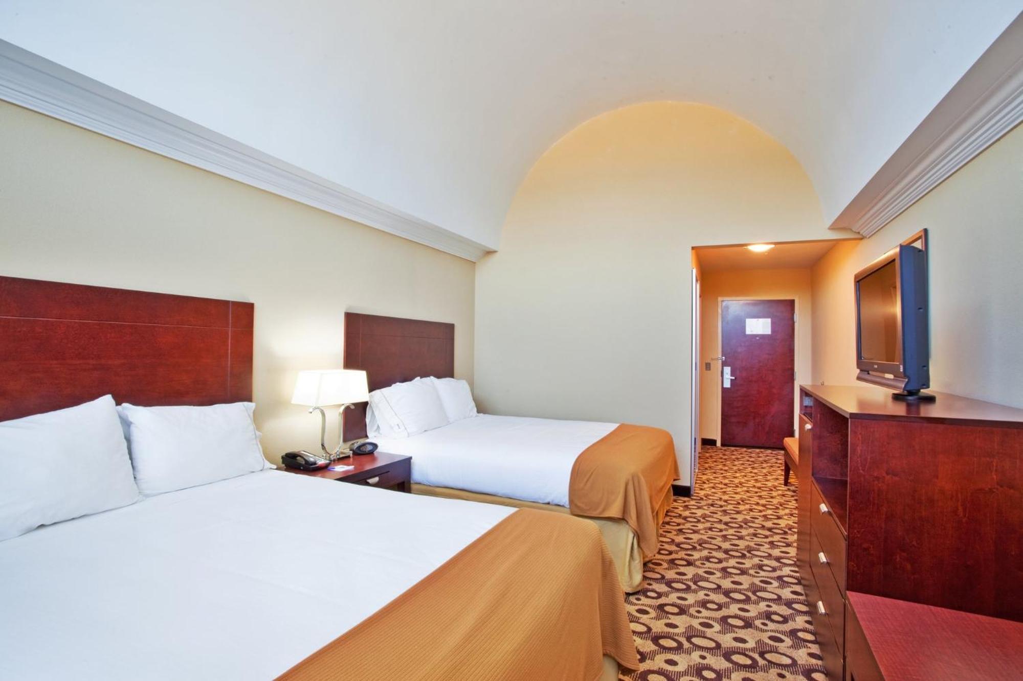 Holiday Inn Express & Suites Macon - I-475 By Ihg Exterior foto